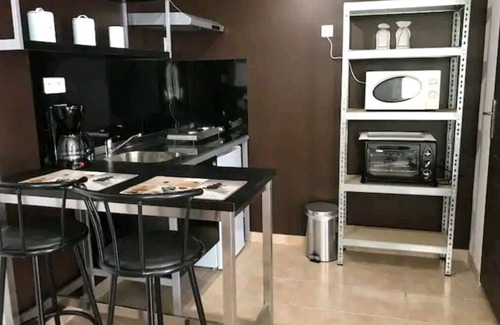 Arles City Centre Apartment | Cozy Studio Steps from the Arenas with Great Amenities