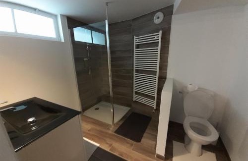 Langrune-sur-Mer House | Cozy Studio Just 5 Minutes from the Beach, Rated 9.1/10