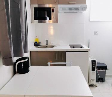 Champeval Apartment | Cozy Studio Near Paris and Henri Mondor Awaits You