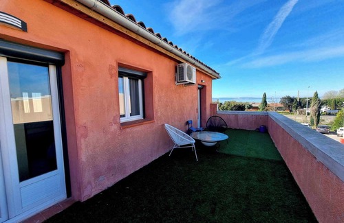 Rognac Villa | Family-Friendly Villa with Panoramic Sea Views Near Everything