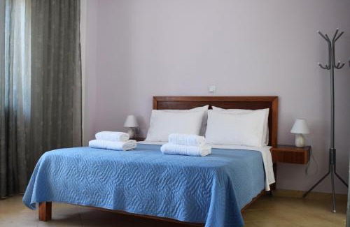 Limeniskos House | Pet-Friendly Agrabeli Cottage in Platanos - Rated 10/10