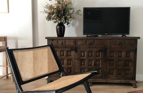 San Martin de Valdeiglesias Apartment | Inviting Apartment at Pantano de San Juan - Pet Friendly