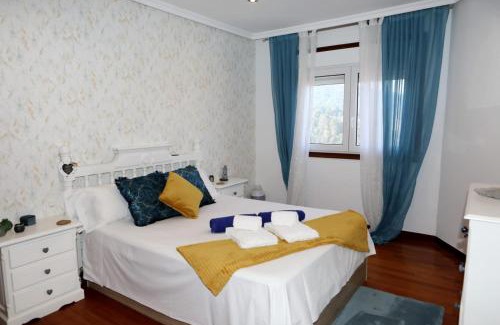 Gondomar House | Idyllic Poolside Retreat in Gondomar - Guest Rated 9.8