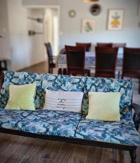 Quillon House | Delightful Retreat with Hot Tub, Pool & 9.8/10 Rating