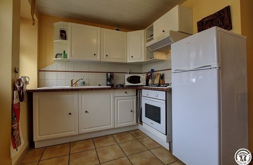 Evosges House | Comfortable and Practical Hotel with Kitchen & Pet-Friendly