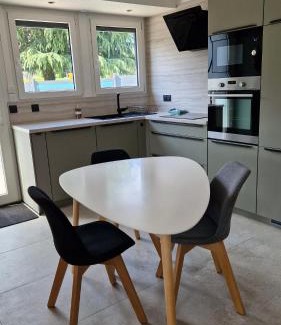 Brignoud Apartment | Agreable T2 proche Crolles coeur Gresivaudan