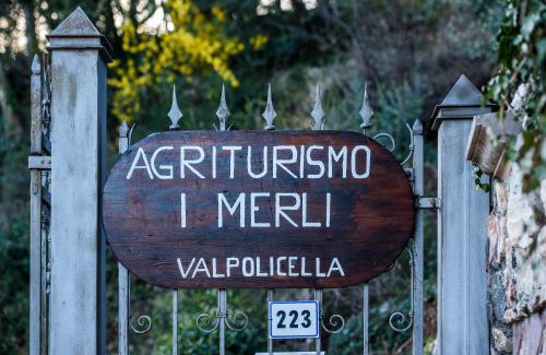 Sant'Ambrogio di Valpolicella Apartment | Pet-Friendly Agriturismo i Merli with Exceptional Guest Rating