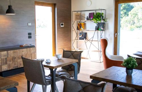 Montemarciano Bed & Breakfast | Relax at Agri-relais Ventisettegradi with Oceanfront Views