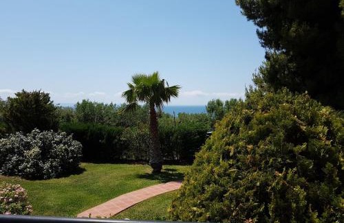 Elia Nikitis Apartment | Inviting Agrili Apartments & Rooms with Pool and Dining