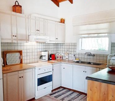 Agrilos House | Cozy Agrilis Cottage Steps from the Beach - 10/10 Rated!