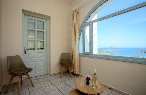 Kampos House | Unforgettable Stay at Agriolivadi View House - 10/10 Rating