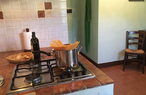 Montecatini Val di Cecina House | Family-Friendly Agriturismo Gello Vigna with Kitchen Access