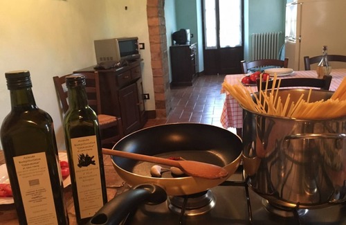 Montecatini Val di Cecina House | Family-Friendly Agriturismo Gello Vigna with Kitchen Access