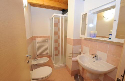 Volargne House | Pet-Friendly Agriturismo Terra E Sole with Breakfast Included
