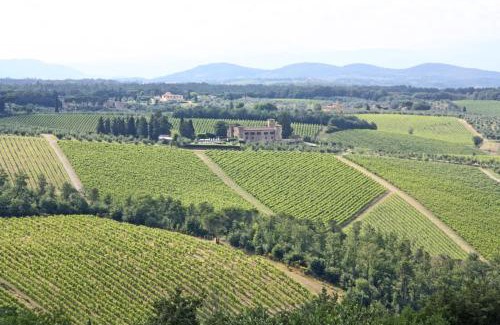 San Casciano in Val di Pesa House | Discover AGRITURISMO VICOLABATE: 4-Star Oceanfront Retreat