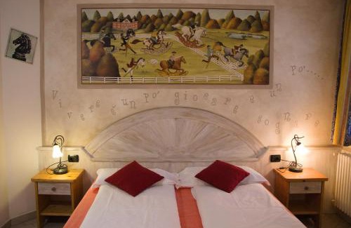 Pellizzano House | Explore Agritur Bontempelli: Pet-Friendly Retreat with Dining