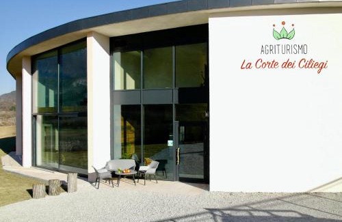 Vigolo Baselga House | Pet-Friendly Retreat at Agritur La Corte dei Ciliegi: 9.4/10