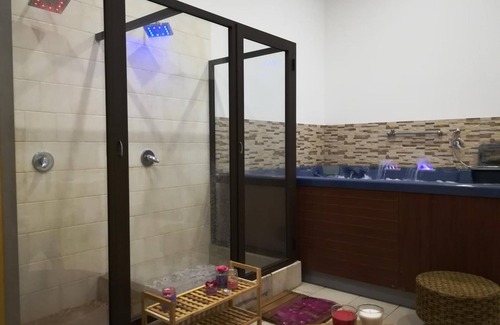 Caltagirone House | Relax at AgriturCostabaira: Pool, Spa & Family-Friendly Fun