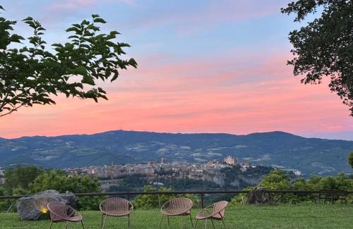 Porano House | Pet-Friendly Retreat with Views Over Orvieto - Rated 9.9/10