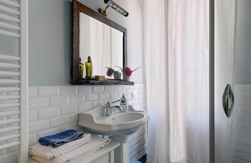 Colmurano House | Pet-Friendly Retreat at Agriturismo Agra Mater - Rated 9/10