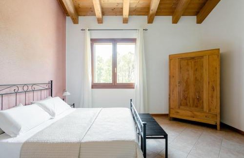 Gares House | Exceptional Agriturismo Ai Carpini with Oceanfront Pool