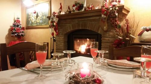 Voghiera House | Relax at Agriturismo Alla Strozza with Pool & Breakfast