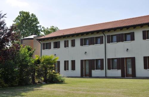 Meolo House | Inviting Oceanfront Retreat at Agriturismo Ancillotto