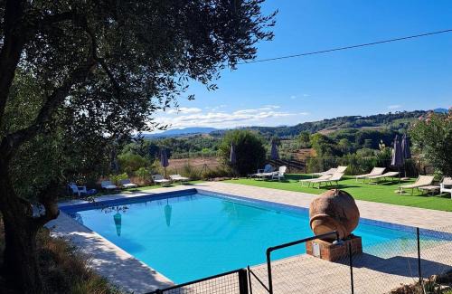 Legoli Apartment | Unforgettable Stays at Agriturismo Anna-Rosa with Ocean Views
