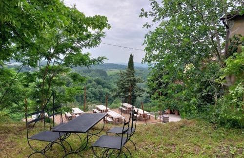 Legoli Apartment | Unforgettable Stays at Agriturismo Anna-Rosa with Ocean Views