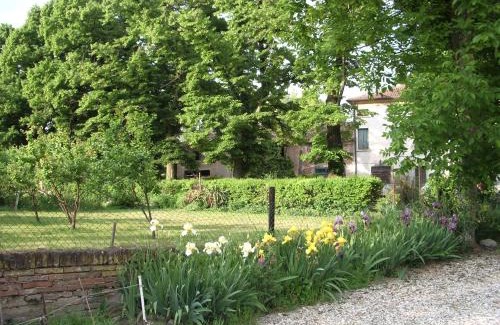 Ronco all'Adige House | Pet-Friendly Agriturismo Antica Corte Cason: Guest Rated 9/10