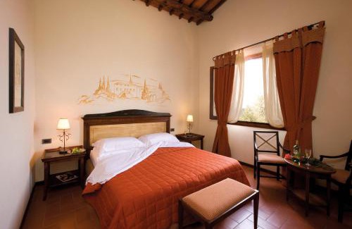Terranuova Bracciolini House | Pet-Friendly Agriturismo Antico Borgo Poggitazzi Retreat