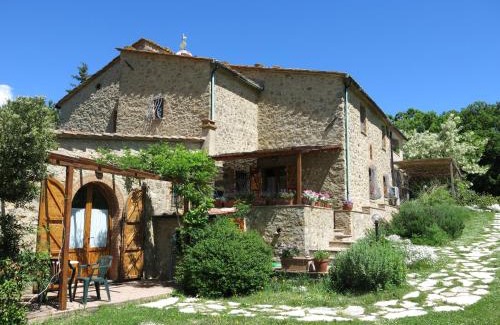 San Dalmazio House | Inviting Agriturismo Apparita with Pool & Ocean View