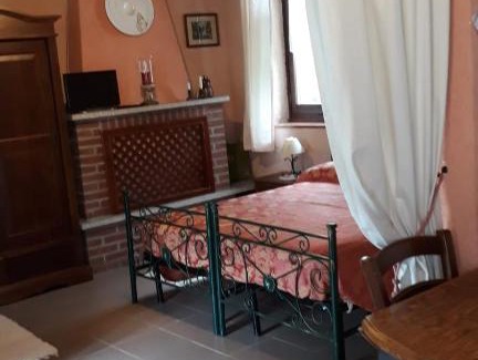Montecalvo Versiggia House | Discover Agriturismo Bagarellum: Pet-Friendly Retreat