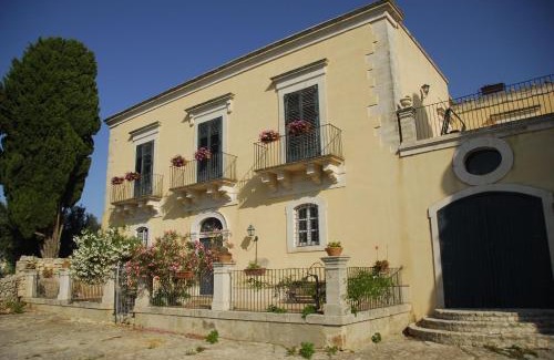 Casa Papa House | Experience Agriturismo Baglio Calanchi with Ocean Views