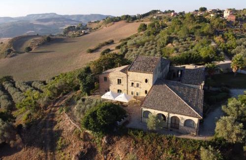 Pergusa House | Scenic Agriturismo Baglio Pollicarini with Ocean Views