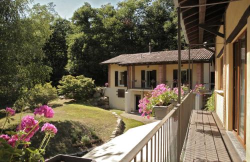Arona House | Beautiful Agriturismo Biomatto: Family-Friendly Retreat