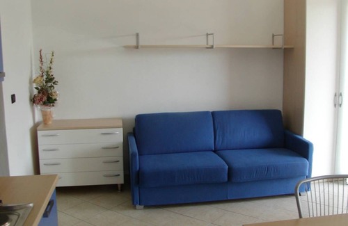 Casanova Lerrone Apartment | Discover Agriturismo Borgo Ameno: Pool & Spa Retreat