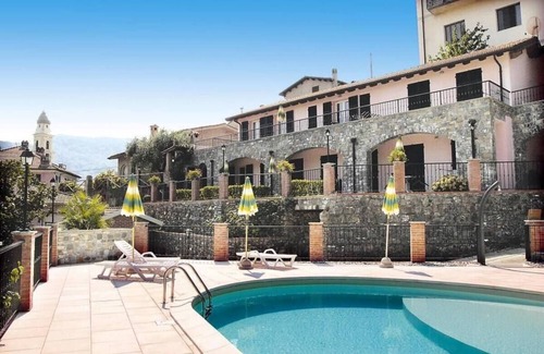 Casanova Lerrone Apartment | Discover Agriturismo Borgo Ameno: Pool & Spa Retreat