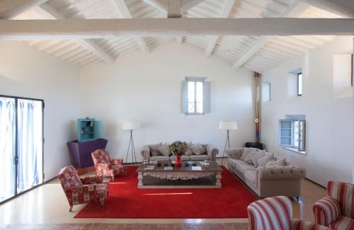 Simignano House | Inviting Agriturismo Borgo Personatina with Ocean Views