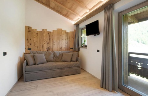 Livigno Apartment | Experience Agriturismo Bosco d'oro 3: High Review Score & Family-Friendly
