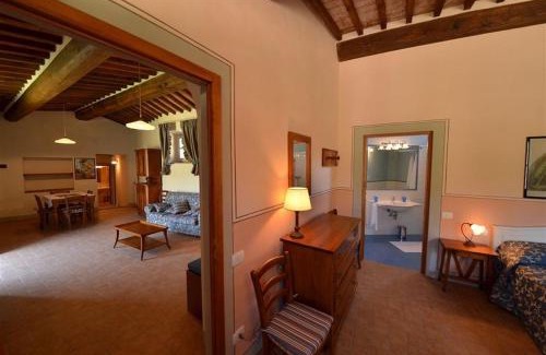 Castellina in Chianti House | Pet-Friendly Agriturismo Concadoro with Ocean Views