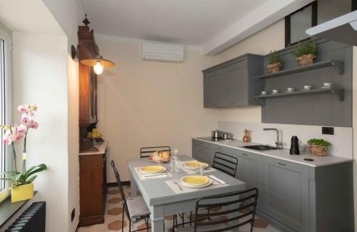 Bardino Vecchio House | Top-Rated Agriturismo Ca Du Briccu with Family-Friendly Perks
