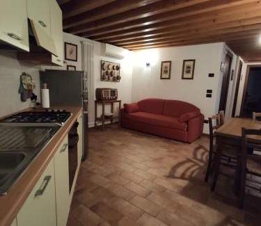 Mason Vicentino Apartment | Pet-Friendly Stay at Agriturismo Cantarana for Families