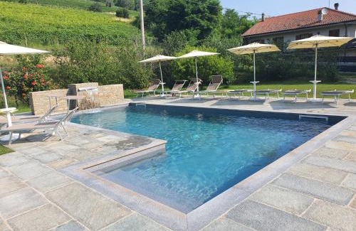 Santo Stefano Belbo House | Discover Agriturismo Cascina L'Arché: 9/10 Guest Rated Retreat
