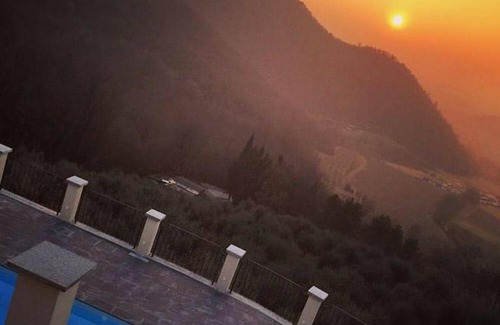 Rodengo-Saiano House | Discover Agriturismo Casa Adea: Pet-Friendly Retreat