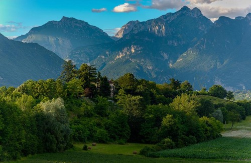 Belluno House | Relax at Agriturismo Casa de Bertoldi - Pet Friendly Retreat