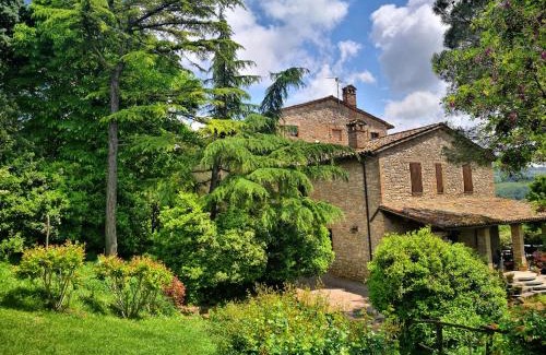 Loreto House | Discover Agriturismo Casale Dei Frontini: 9/10 Rated Retreat