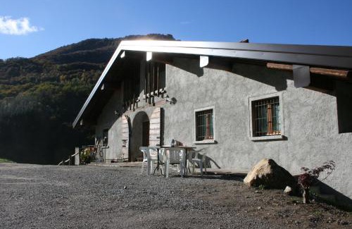 Cremeno House | Oceanfront Retreat at Agriturismo Cascina Cornella