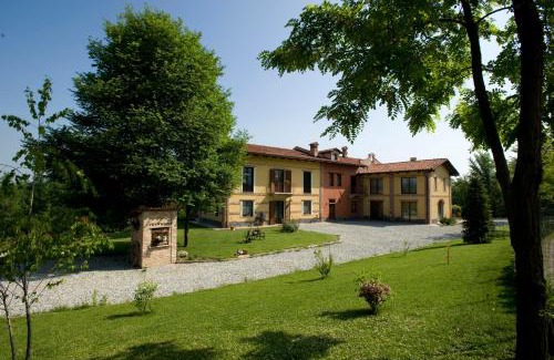 Bra House | Discover Agriturismo Cascina Monchiero with Oceanfront Views
