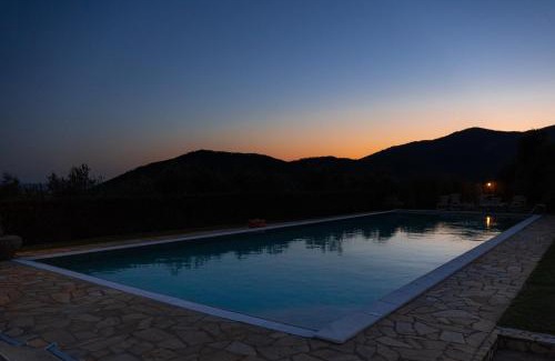 Buti House | Relax at Agriturismo Cima alla Serra with Ocean Views